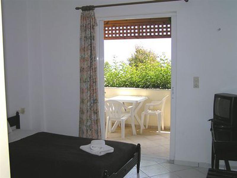 Mary Beach Apartments Frangocastelo Luaran gambar